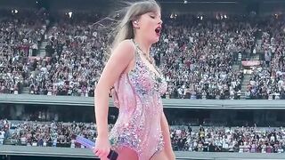 Taylor Swift , Melbourne