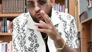 Chunni_meri_rangde_lallaria_ve___#Softly_Music_Video_coming_soon_#KaranAujla_#MakingMemories(360p).