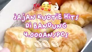 "KUOTIE" street food in indonesia