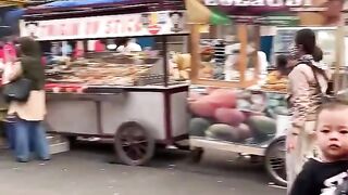 "LUMPIA" STREET FOOD INDONESIA