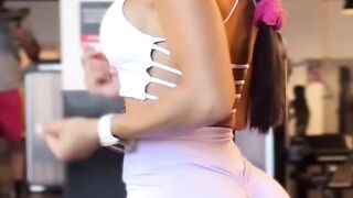 Lady in the gym #15
