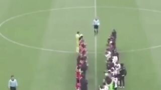 Nice gesture from the player