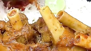 makan Iga sapi yang Gurih