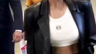 Malaika Arora Spotted at Airport #malaikaarora #short #shorts #trending #viral #bollywood #viralshorts