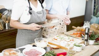 "Pizza Paradise: Crafting the Perfect Slice"