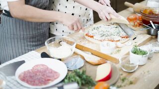 "Deliciously Yours: Pizza Recipes Made Simple"