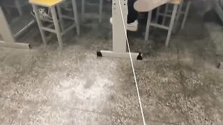 Have you learned how to make a super fun launcher with a gel pen?