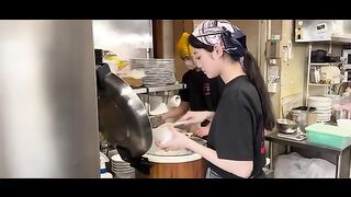 Japan's Most Beautiful Female Restaurant Owner! Day in the Life of Honoka Ikeda, TonTon #東東 #中華東東