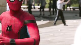 Spider-Man saves MJ and his friends in Washington