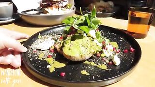 MELBOURNE'S MUST EAT BRUNCHES #5 LIGHT YEARS - HAWTHORN EAST, AUSTRALIA