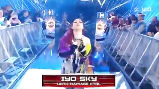 WWE Raw Iyo Sky vs Shayna Baszler