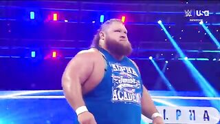 Sami Zayn vs. Otis - WWE RAW