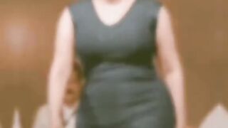 Honey Rose choli ke peeche kia hai