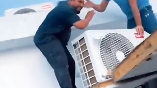 the end ???????????? #shorts #shortvideo #youtubeshorts #funny #fails #humor (2).