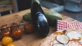 "Culinary Magic: Mouthwatering Food Experiences"