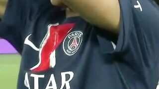 Kylian Mbappe Says his final goodbyes to the Prse des Princess ????