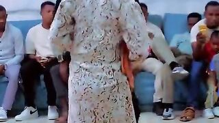 Niiko cusub shanta Somali #somali #duet #darisle #dancechoreography #dirisle #dance #danceperforman.