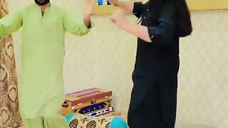 خان