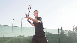 Un joueur de tenis