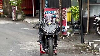Cinematic cbr250rr