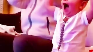 Bhot fradia hy bacha