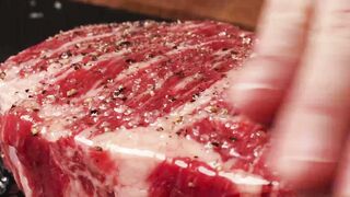 "Gourmet Gazette: Discovering Gastronomic Delights"