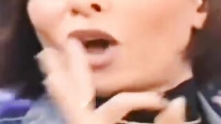 00.