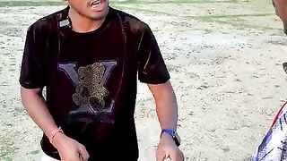 ग़रीब 2 दिन से भूखा है ???????? #comedy #realfools #vikramcomedyvideo #vikramfunnyvideo #memes