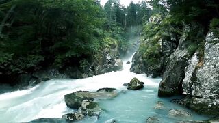 Top 10 Most beautiful Waterfalls Scenes in the World