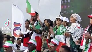 Muqaal cajiba