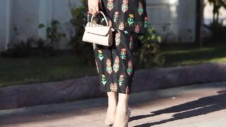 How to products review Markaz app all category Fabric: Linen •  Medium Size •  Shirt: (Chest: 20.5 Inches)(Length: 37 Inches) •  Trouser