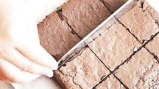 Fudgy Brownies: how to make the Best ever fudgy Brownies at Home