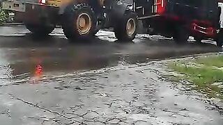 HEAVY EQUIPMENT HELP TRUCK