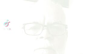 look at me 2