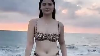 Bikini Dance  18