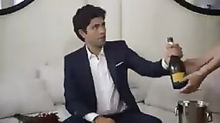 Adrian Grenier Want