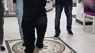 - Pulu alıb elə Oynadılar