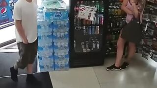 a couple stole from a gas station store and tried to escape the police #shorts