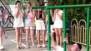 est_tricks_????????_#viral_#funny_#tiktok_#sports_#acrobatics_#freefire_#workout(480p).