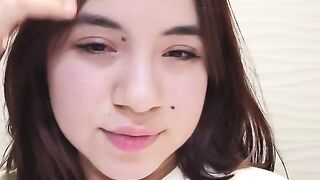 girl Top Omegle live Video Chat_3