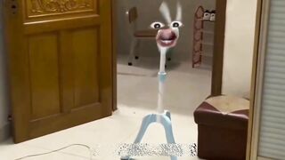Fan ! funny talking! Funny crying !best acting ????????