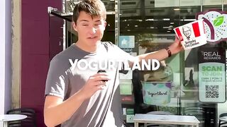 Make the most EXPENSIVE bowl of FROYO!! ????#shorts