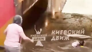 В Киеве затопило подземные переходы/Underground passages flooded in Kyiv