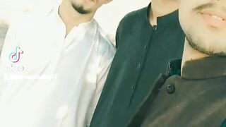 Gettrings ❤️ with friends ????✌️ .. tiMee spending