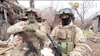 Участники СВО поздравили россиян с Новым годом!