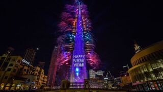 Dubai Burj Khalifa New Year celebrating