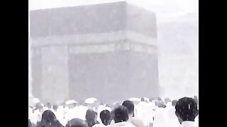 Ice in makkah