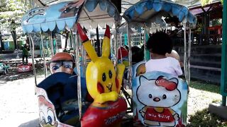 Naik odong-odong kereta api tut tut tut, lagu anak - balon ku ada lima