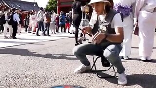 This man can anything with magic tric