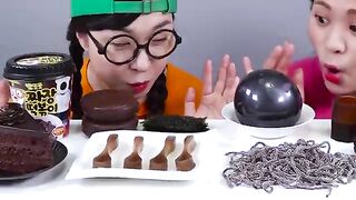 Makanan Hitam Sendok Coklat Tteokbokki Kacang Hitam Mukbang DONA